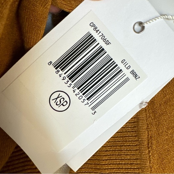 Evolution by Cyrus Scallop Hem Mustard Cardigan Sweater NWT Size XS - Picture 3 of 4